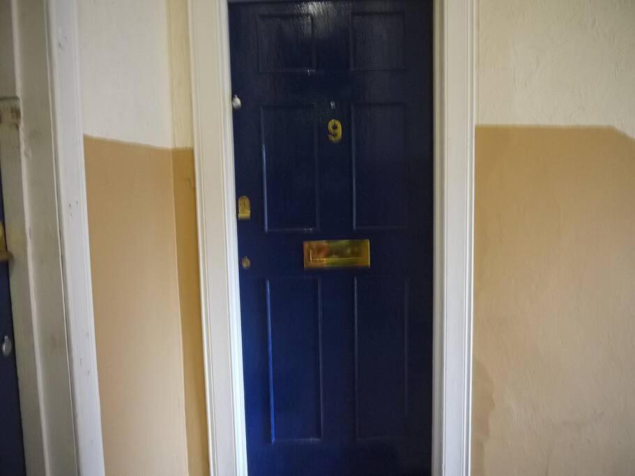 Fabulous Location, One Bedroom West End Flat, Just Off Byres Rd, Close To Sec & Hydro Glasgow Exterior photo